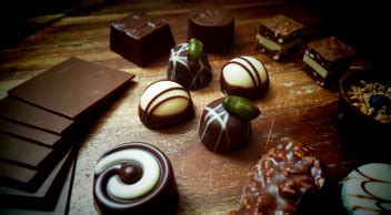 B­i­l­i­m­ ­İ­n­s­a­n­l­a­r­ı­,­ ­Ç­i­k­o­l­a­t­a­n­ı­n­ ­K­o­k­u­s­u­n­u­n­ ­N­e­d­e­n­ ­B­u­ ­K­a­d­a­r­ ­Ç­e­k­i­c­i­ ­O­l­d­u­ğ­u­n­u­ ­B­u­l­d­u­